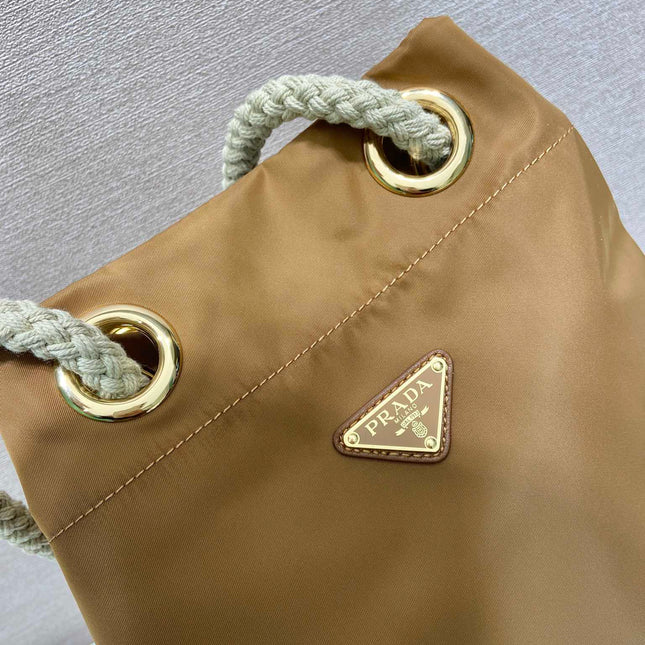 BUCKET BAG 28 IN SEPIA BROWN RE-NYLON GOLD LOGO