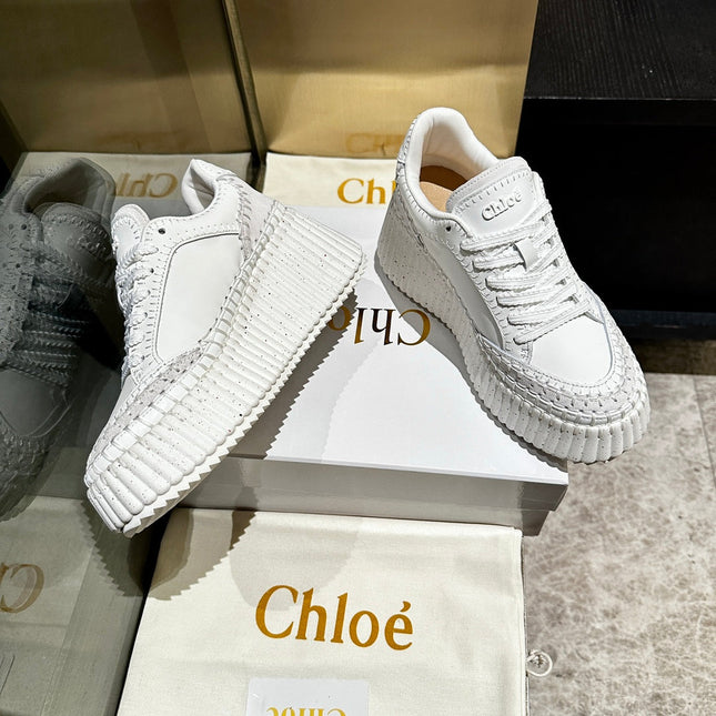 HAND-STITCHED DETAIL SNEAKERS IN WHITE CALFSKIN AND SUEDE