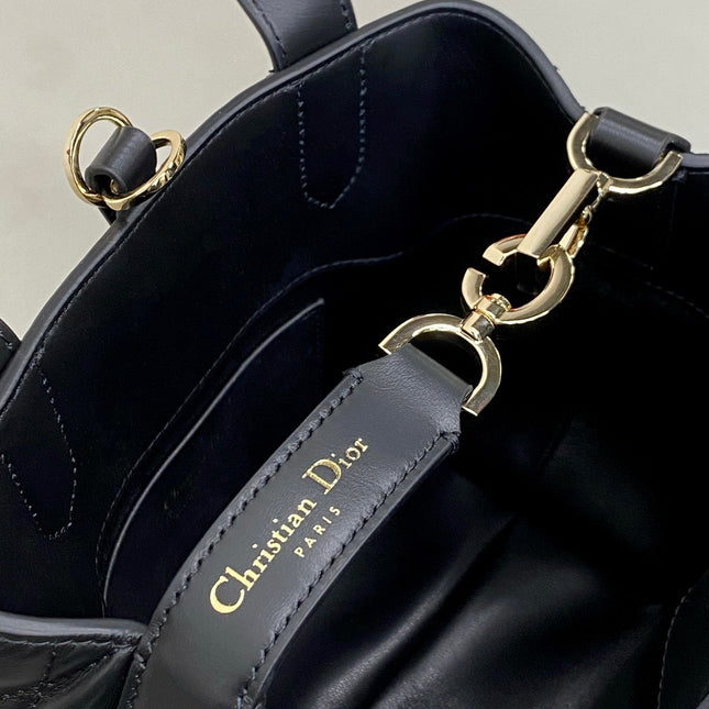 MINI TOUJOURS BUCKET BAG 18 IN BLACK CANNAGE CALFSKIN