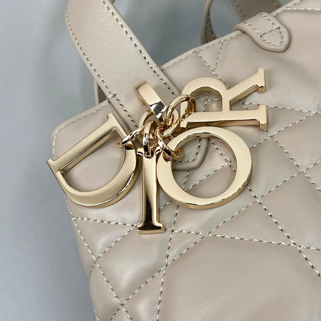MINI TOUJOURS BUCKET BAG 18 IN BEIGE CANNAGE CALFSKIN
