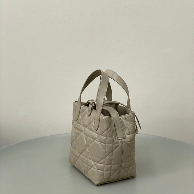 MINI TOUJOURS BUCKET BAG 18 IN BEIGE CANNAGE CALFSKIN