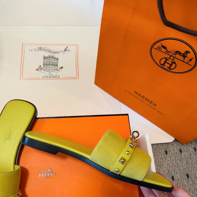 GIULIA FLAT SANDAL IN NEON YELLOW SUEDE