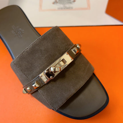 GIULIA FLAT SANDAL IN MOCHA BROWN SUEDE