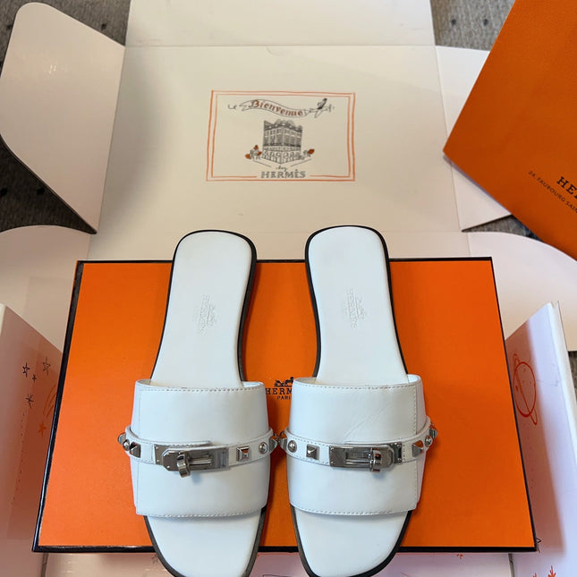 GIULIA FLAT SANDAL IN WHITE CALFSKIN