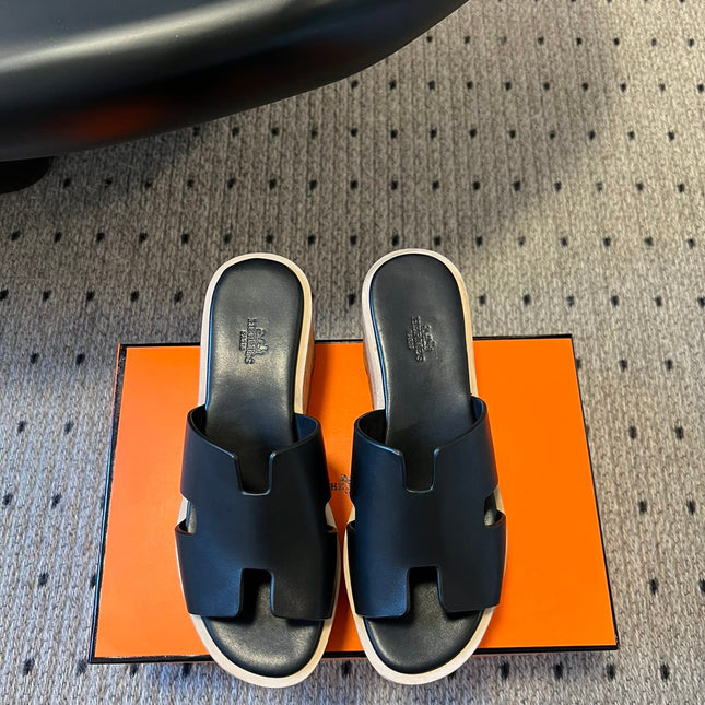 EZE SANDAL PLATFORM 85 MM IN BLACK CALFSKIN