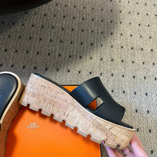 EZE SANDAL PLATFORM 85 MM IN BLACK CALFSKIN