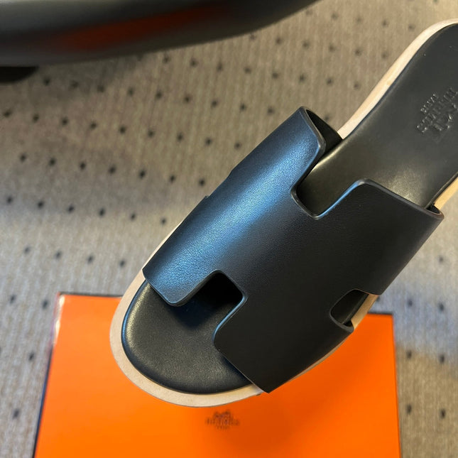 EZE SANDAL PLATFORM 85 MM IN BLACK CALFSKIN