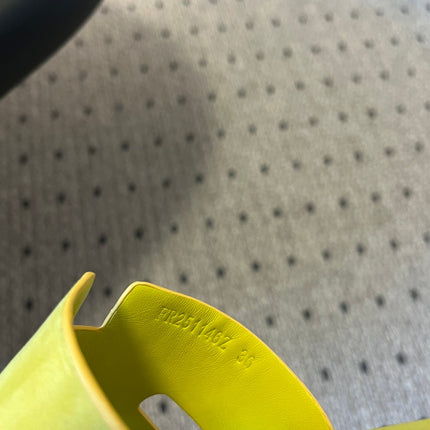 EZE SANDAL 85 MM IN NEON YELLOW CALFSKIN