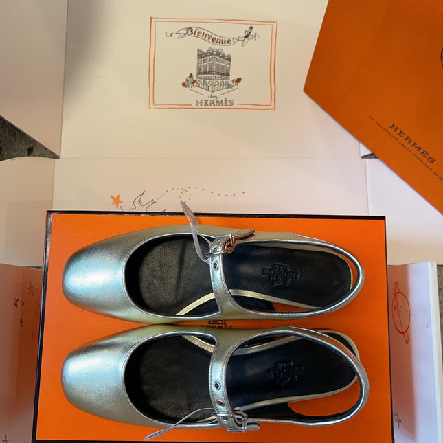 KLEO SLINGBACK IN SILVER CALFSKIN