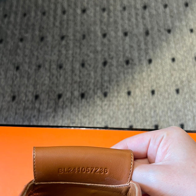 ILOT FLAT SANDAL IN BRONZE BROWN CALFSKIN