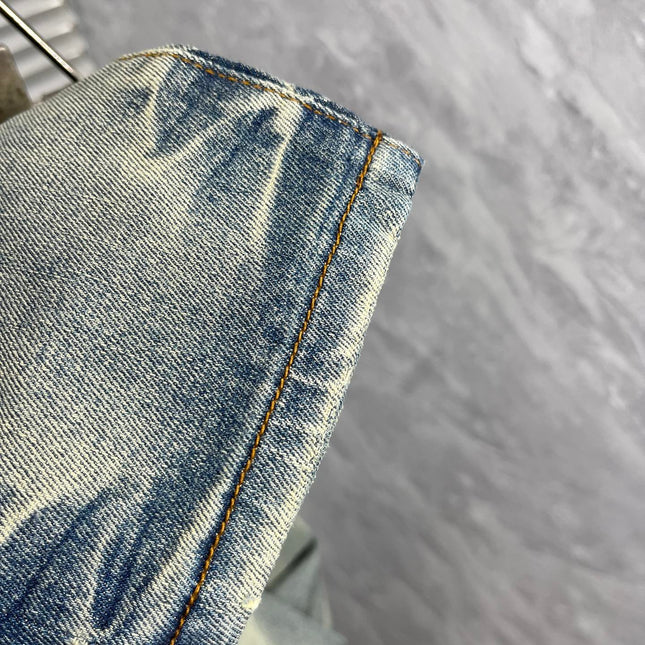 LV BLUE DENIM JEAN 239494