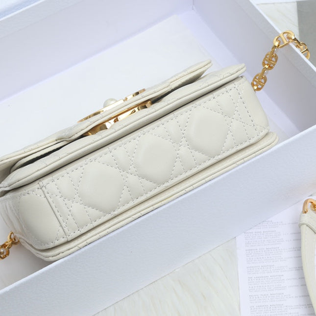 JOLIE TOP HANDLE BAG 19 IN WHITE CANNAGE CALFSKIN