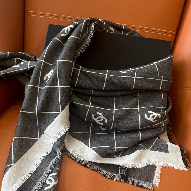 CHANEL 25S SCARF 140 IN WOOL SILK 700810