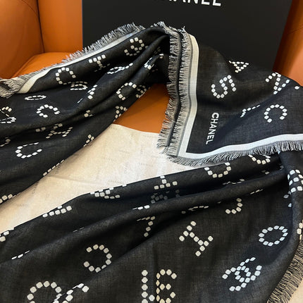 CHANEL 25S SCARF 140 IN WOOL SILK 700811
