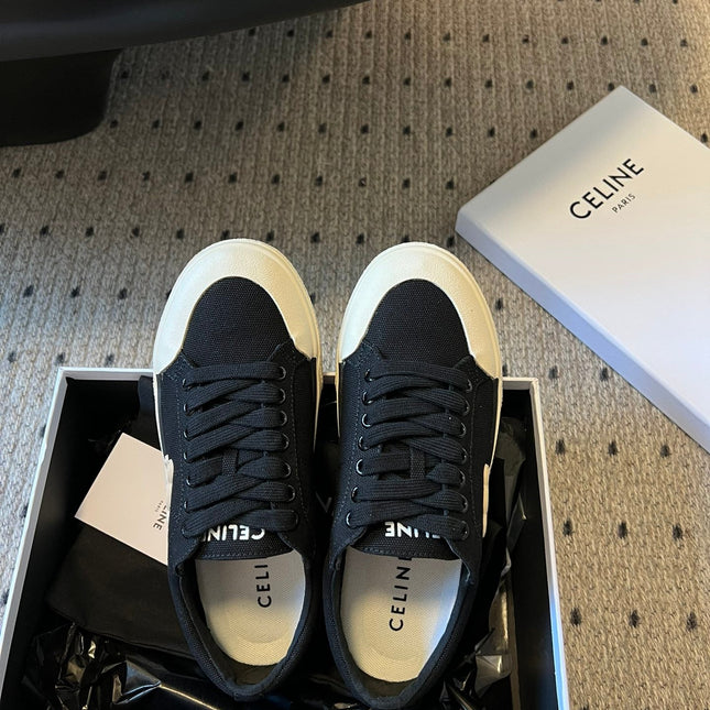 TRAINER LOW LACE-UP SNEAKER IN BLACK CANVAS