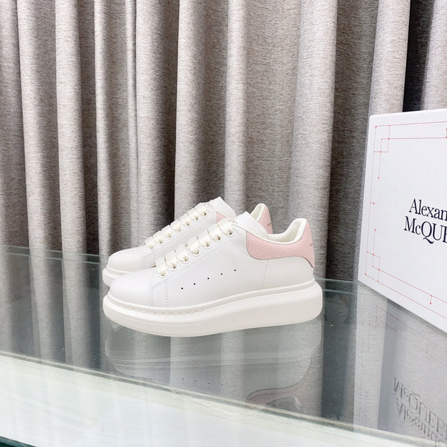 OVERSIZED SNEAKERS IN WHITE CALFSKIN WITH LIGHT PINK HEEL TAB