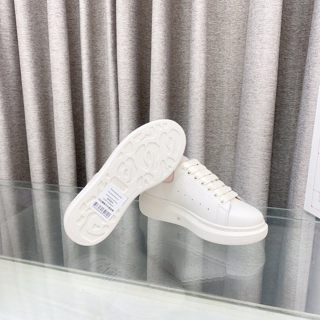 OVERSIZED SNEAKERS IN WHITE CALFSKIN WITH LIGHT PINK HEEL TAB