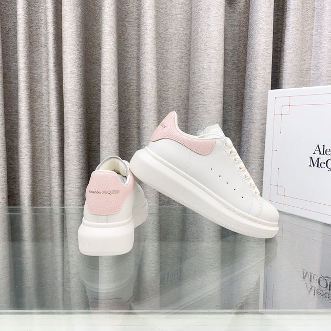OVERSIZED SNEAKERS IN WHITE CALFSKIN WITH LIGHT PINK HEEL TAB