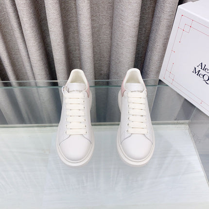 OVERSIZED SNEAKERS IN WHITE CALFSKIN WITH LIGHT PINK HEEL TAB