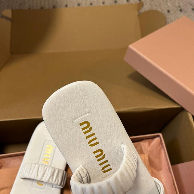 RUCHES SANDALS IN WHITE LAMBSKIN