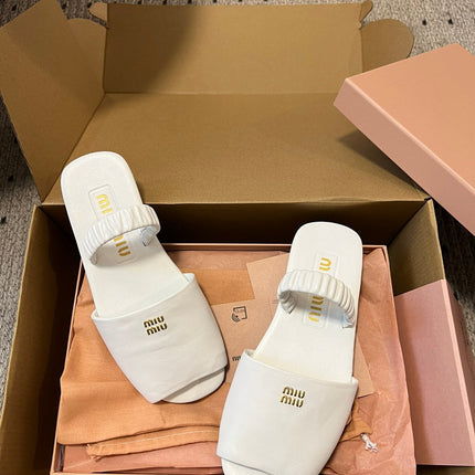 RUCHES SANDALS IN WHITE LAMBSKIN