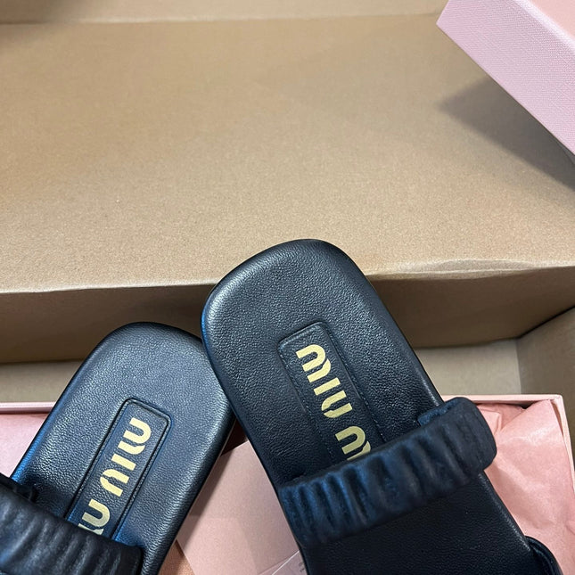 RUCHES SANDALS IN BLACK LAMBSKIN