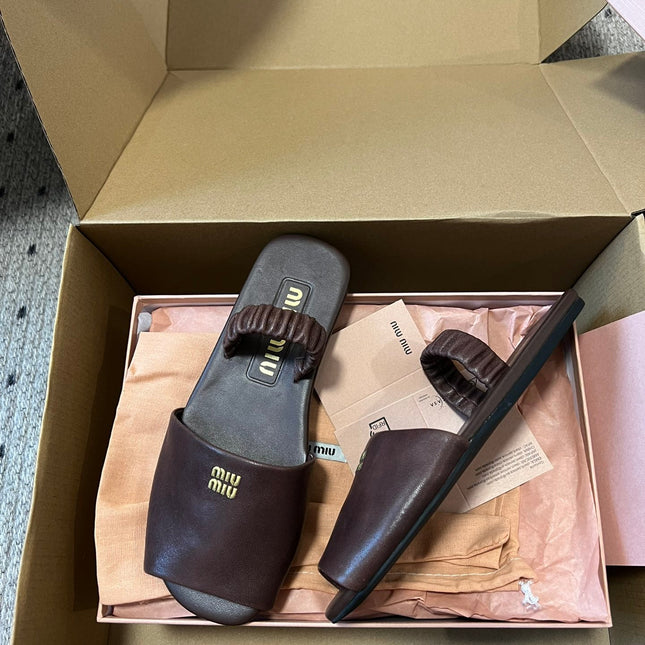 RUCHES SANDALS IN DARK BROWN LAMBSKIN