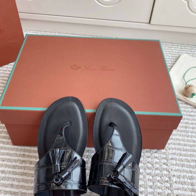 FLIP FLOPS IN BLACK LAMBSKIN SNAKE EMBOSSING