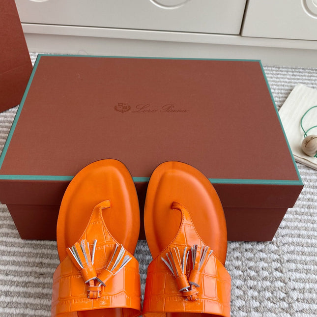 FLIP FLOPS IN ORANGE LAMBSKIN SNAKE EMBOSSING