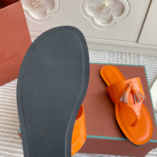 FLIP FLOPS IN ORANGE LAMBSKIN SNAKE EMBOSSING