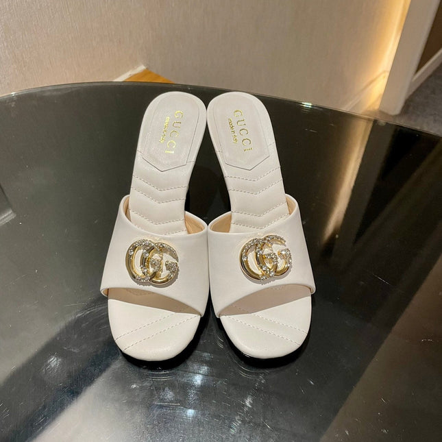 GG HIGH HEELS 70 IN WHITE LAMBSKIN GOLD HARDWARE WITH CRYSTALS