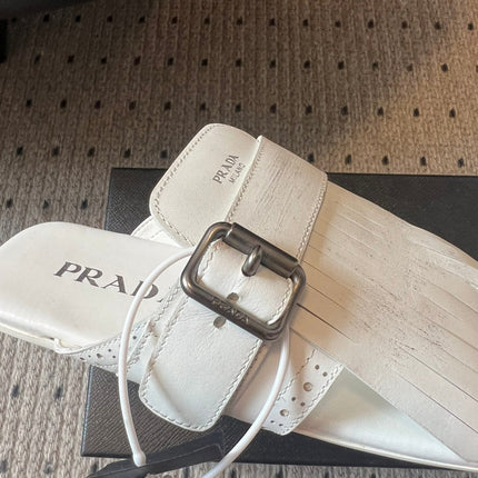 PRADA 25S SHUFFLE LEATHER THONG SANDALS IN IVORY CALFSKIN