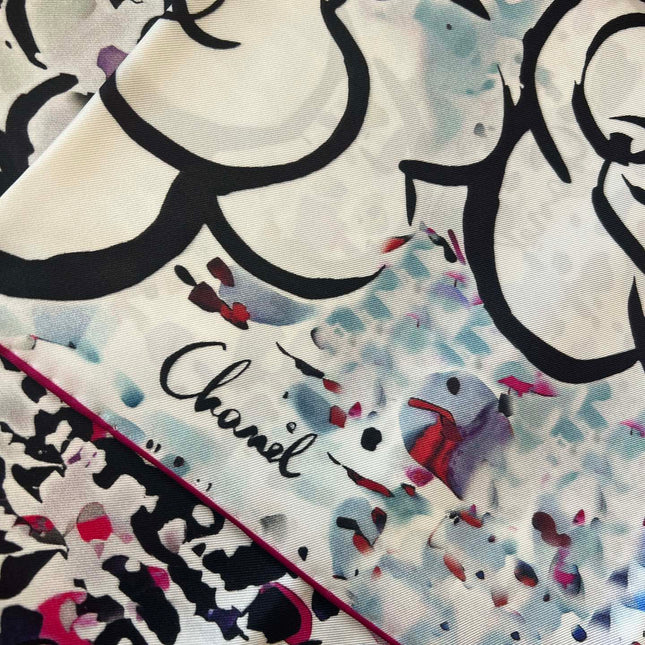 CHANEL 25S SCARF 90 IN SILK TWILL 700816