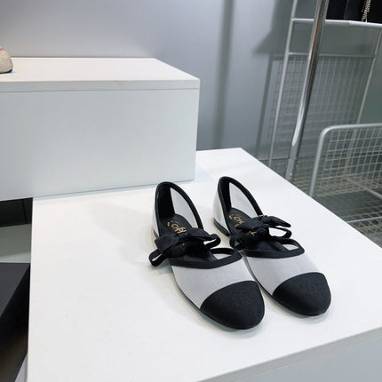 CHANEL FLAT MARY JANE SHOES 25S IN WHITE MIX BLACK MESH FABRIC EMBOSSED LOGO WITH BOW