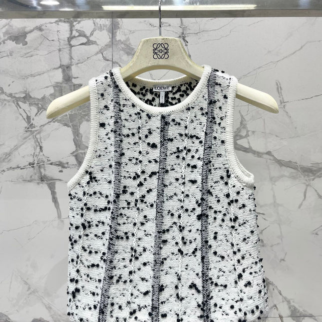 LOEWE SLEEVELESS KNIT TOP STYLE 17
