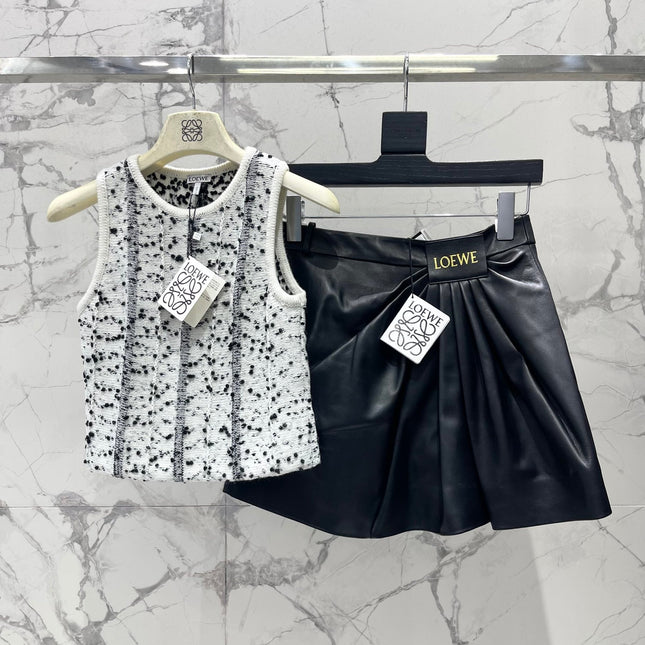 LOEWE SLEEVELESS KNIT TOP STYLE 17