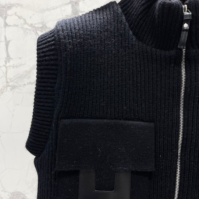 HERMES 25S SLEEVELESS KNIT VEST 230