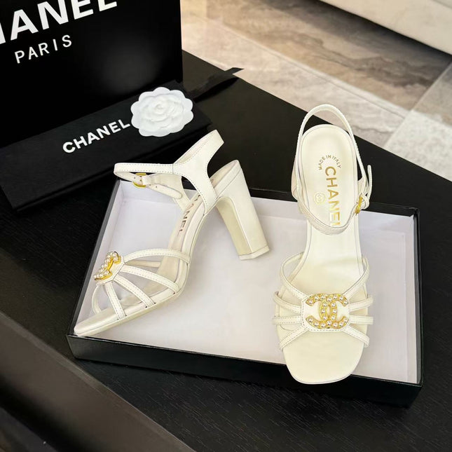 HIGHT SANDALS 2025 IN WHITE PATENT LAMBSKIN