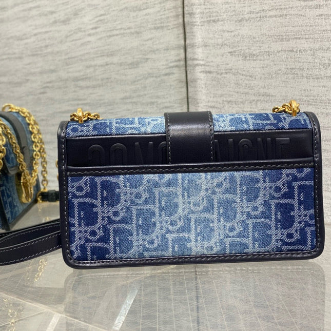 MONTAIGNE 21 BLUE JEAN EMBROIDERY