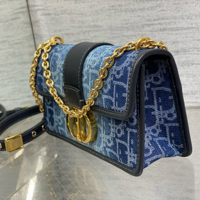 MONTAIGNE 21 BLUE JEAN EMBROIDERY
