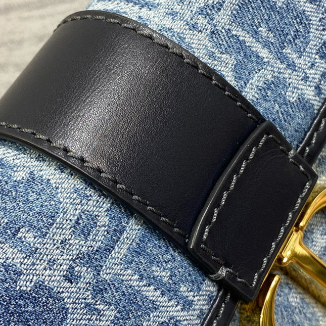 MONTAIGNE 21 BLUE JEAN EMBROIDERY