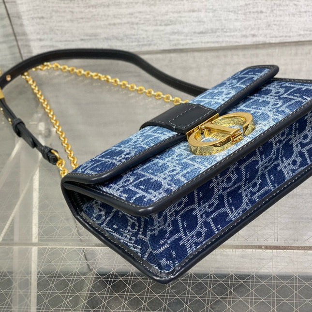 MONTAIGNE 21 BLUE JEAN EMBROIDERY