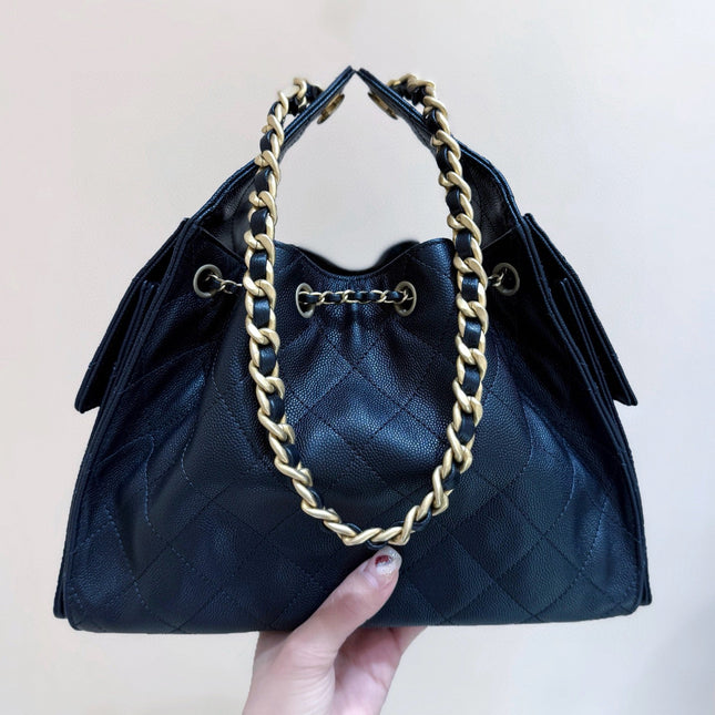 CC 25 HANDBAG IN BLACK 30 GRAINED CALFSKIN GOLD HARDWARE