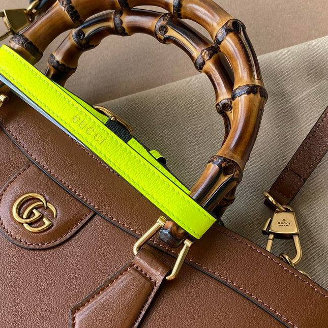 MEDIUM DIANA TOTE BAG 35 IN BROWN LACQUER CALFSKIN BAMBOO HANDLE