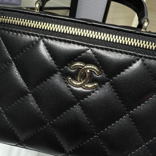 VANITY 17 TOP HANDLE IN BLACK QUILTED LAMBSKIN GOLD HARDWARE