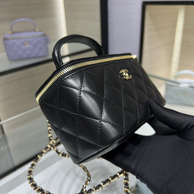 VANITY 17 TOP HANDLE IN BLACK QUILTED LAMBSKIN GOLD HARDWARE