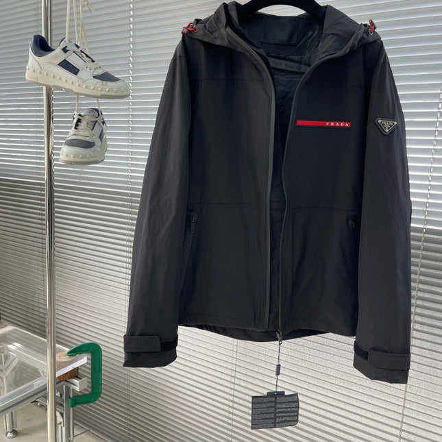 PRADA BLACK HOODED JACKET 652413