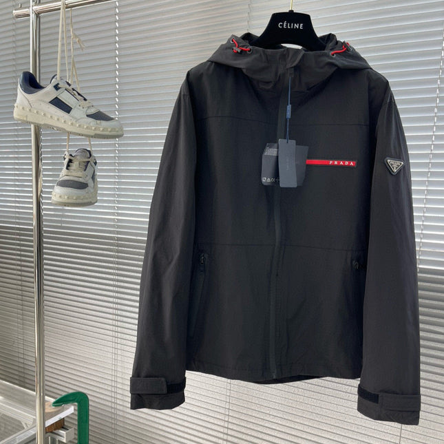 PRADA BLACK HOODED JACKET 652413