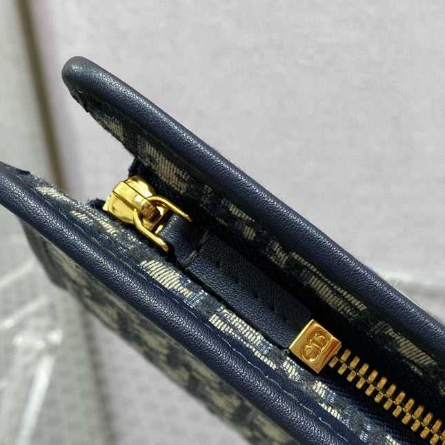 OBLIQUE BOOK TOTE 26 IN DARK BLUE MONOGRAM JACQUARD