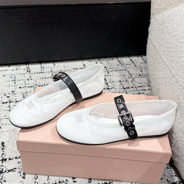 MM BALLET FLATS IN WHITE MESH AND BLACK LEATHER